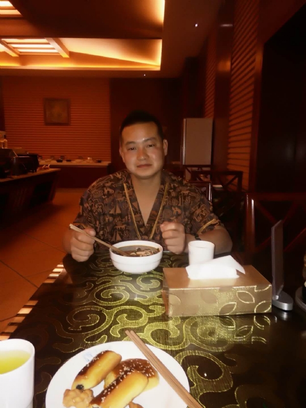 会飞的鱼的第一张照片--三明相亲网