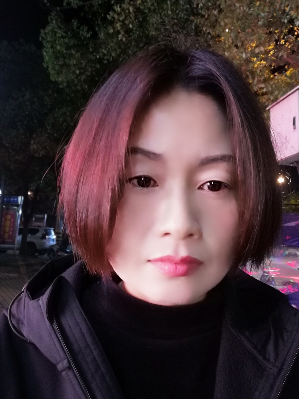 风中百合的第一张照片--三明相亲网