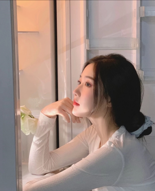 風吹過臉頰的第一张照片--三明相亲网