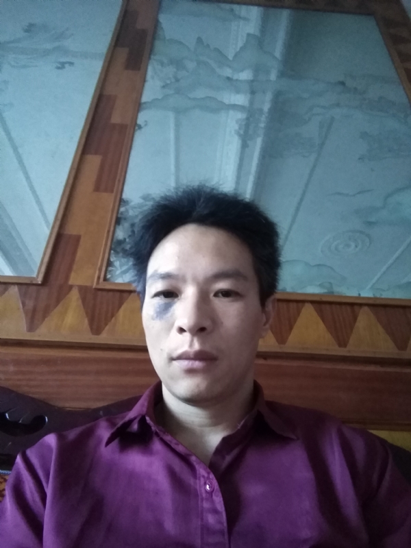 风中落叶的第一张照片--三明相亲网