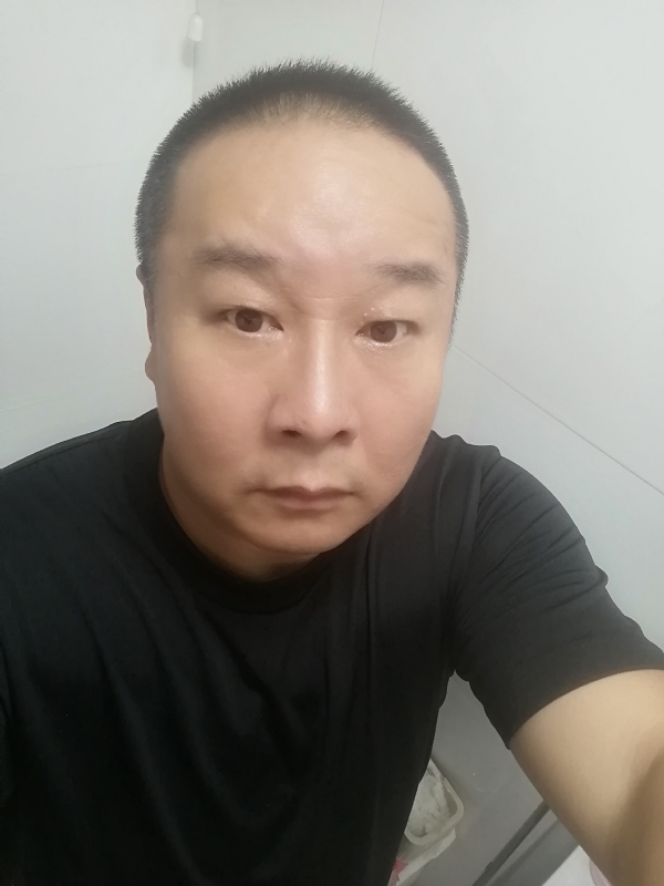一束光的第一张照片--三明相亲网