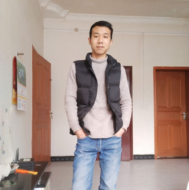 小伙子的第一张照片--三明相亲网