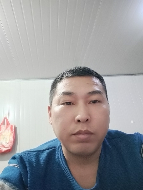 开着拖拉机去兜风的第一张照片--三明相亲网