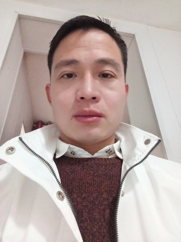 忧伤还是快乐的第一张照片--三明相亲网