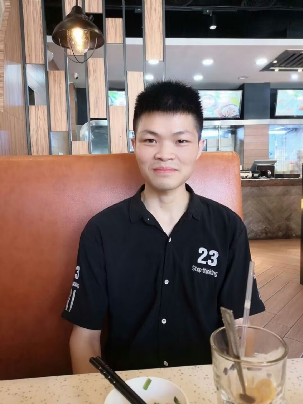 Mickey的第一张照片--三明相亲网