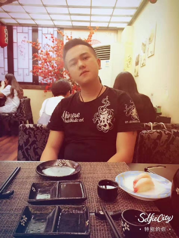 夏天的第四张照片--三明相亲网