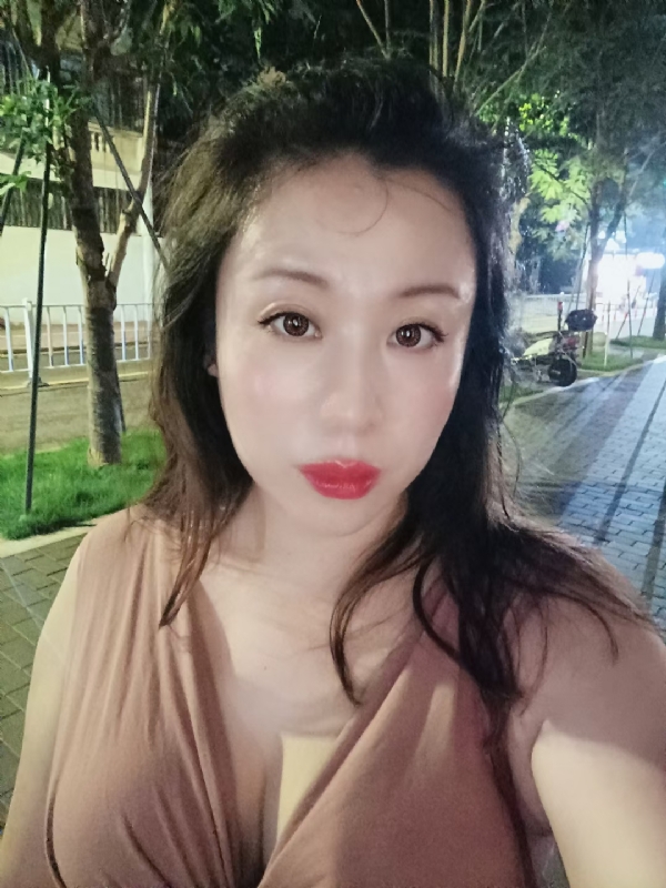 叶子青青的第一张照片--三明相亲网