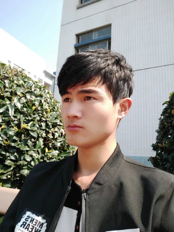 阳光男孩的第四张照片--三明相亲网