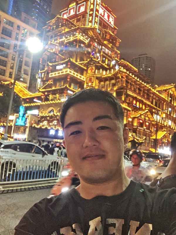 钢铁侠的第一张照片--三明相亲网