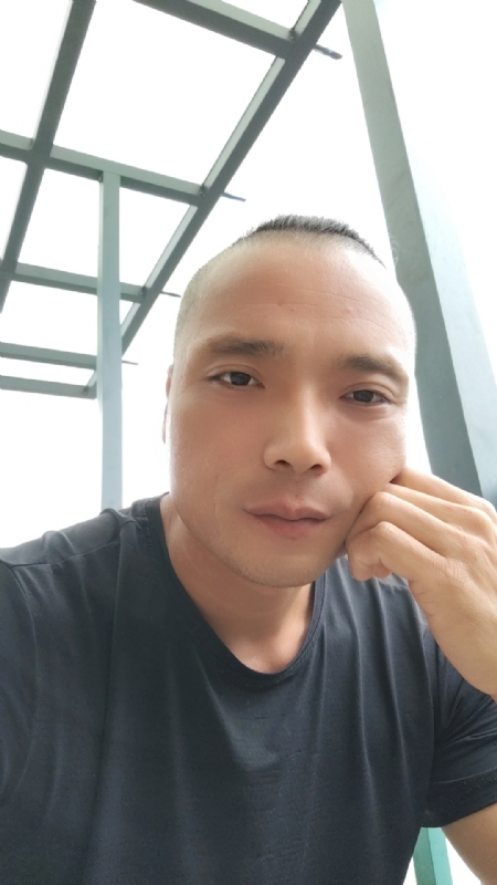 伯爵的第三张照片--三明相亲网