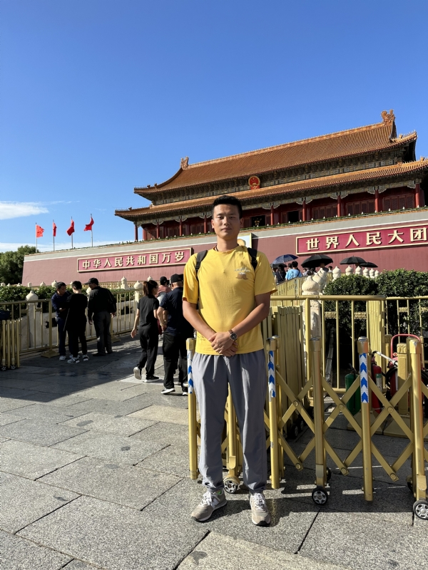 莫过于的第一张照片--三明相亲网