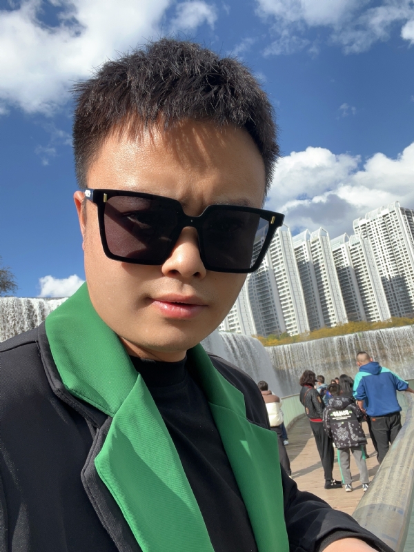 子阳的第一张照片--三明相亲网