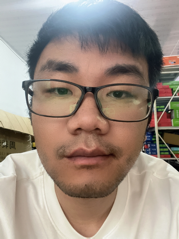 搬砖中的第二张照片--三明相亲网