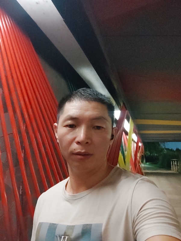 夜猫的第一张照片--三明相亲网