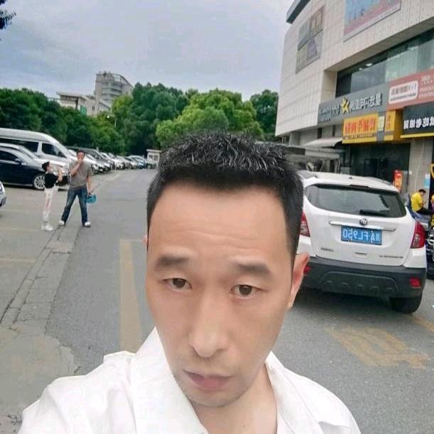 小林的第一张照片--三明相亲网