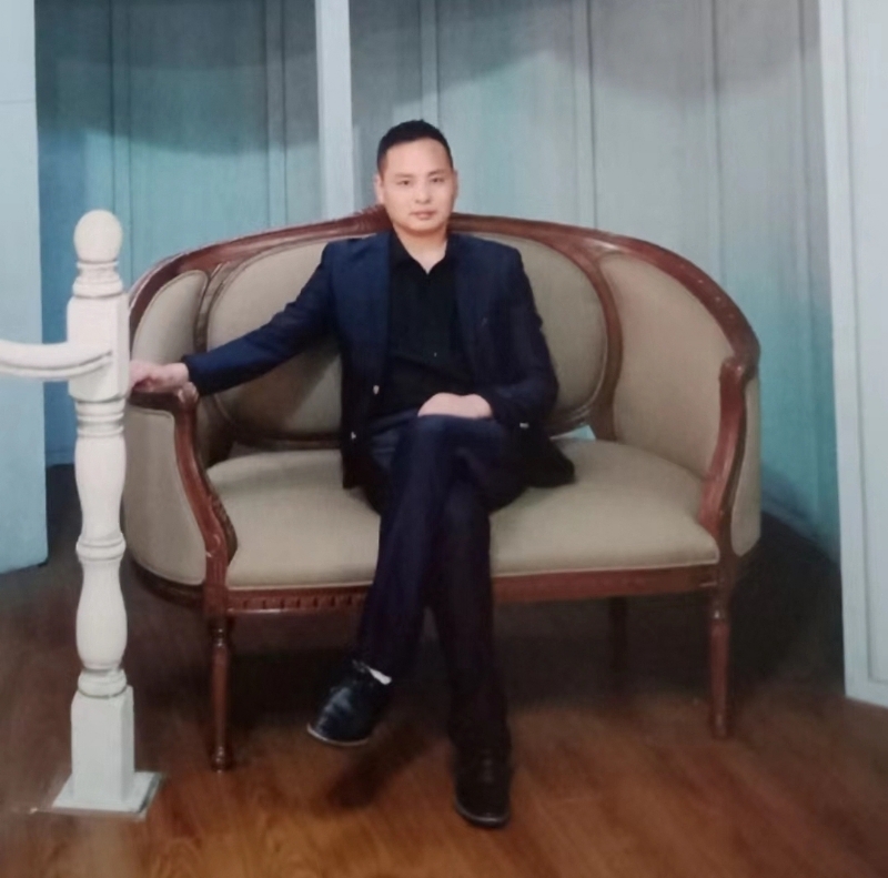 龙行天下的第二张照片--三明相亲网