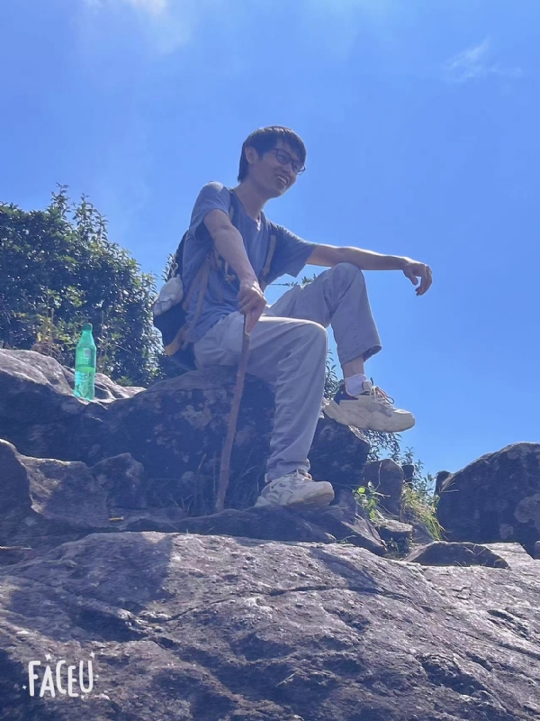 落叶之秋的第一张照片--三明相亲网