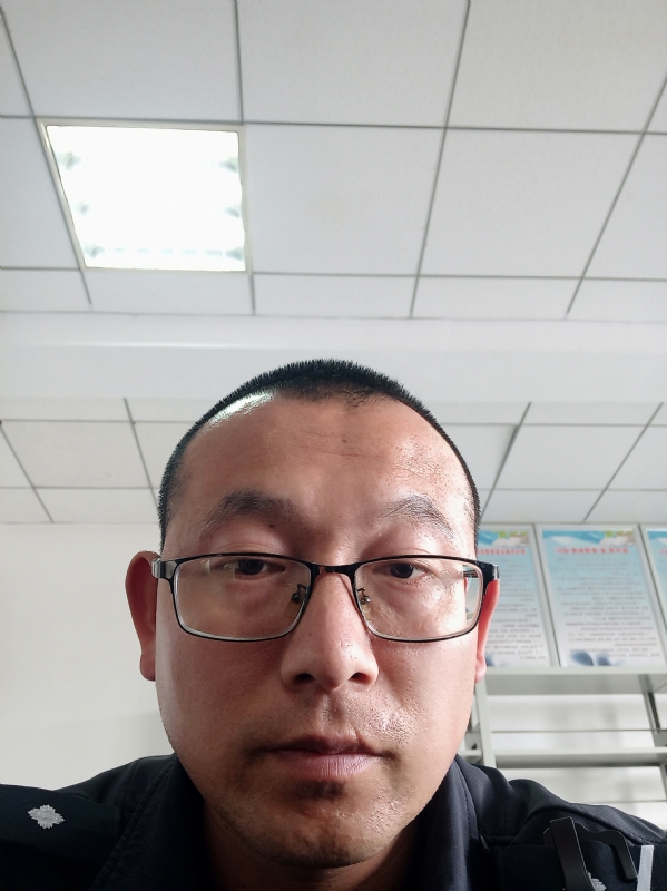 布鲁斯贺的第三张照片--三明相亲网