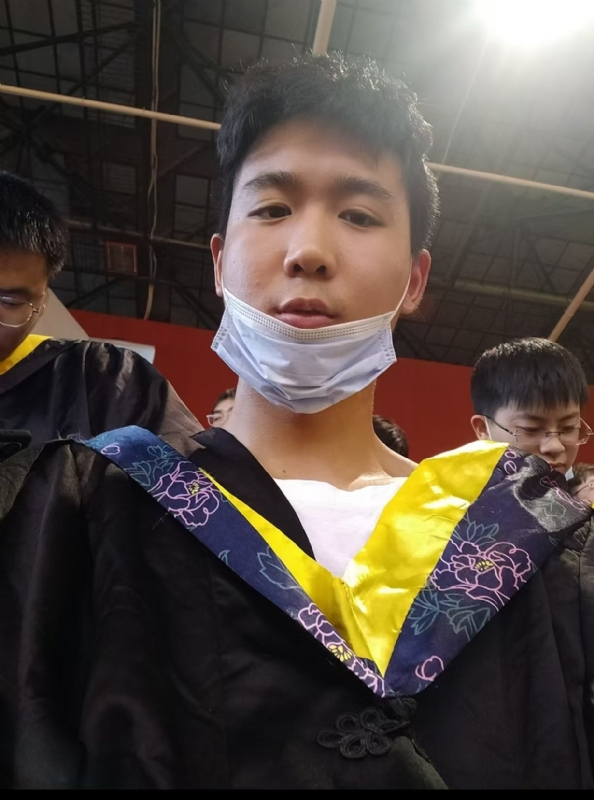 落落大方的第一张照片--三明相亲网