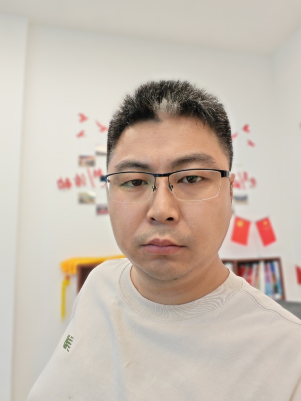 苦海寻舟的第一张照片--三明相亲网